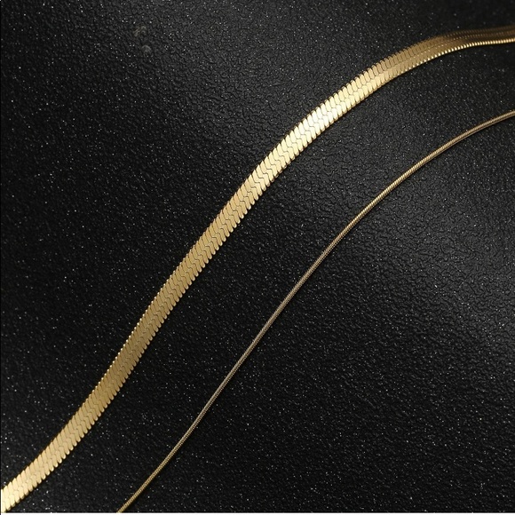 18K Gold 2PC Chain Necklace Set - Picture 5 of 5